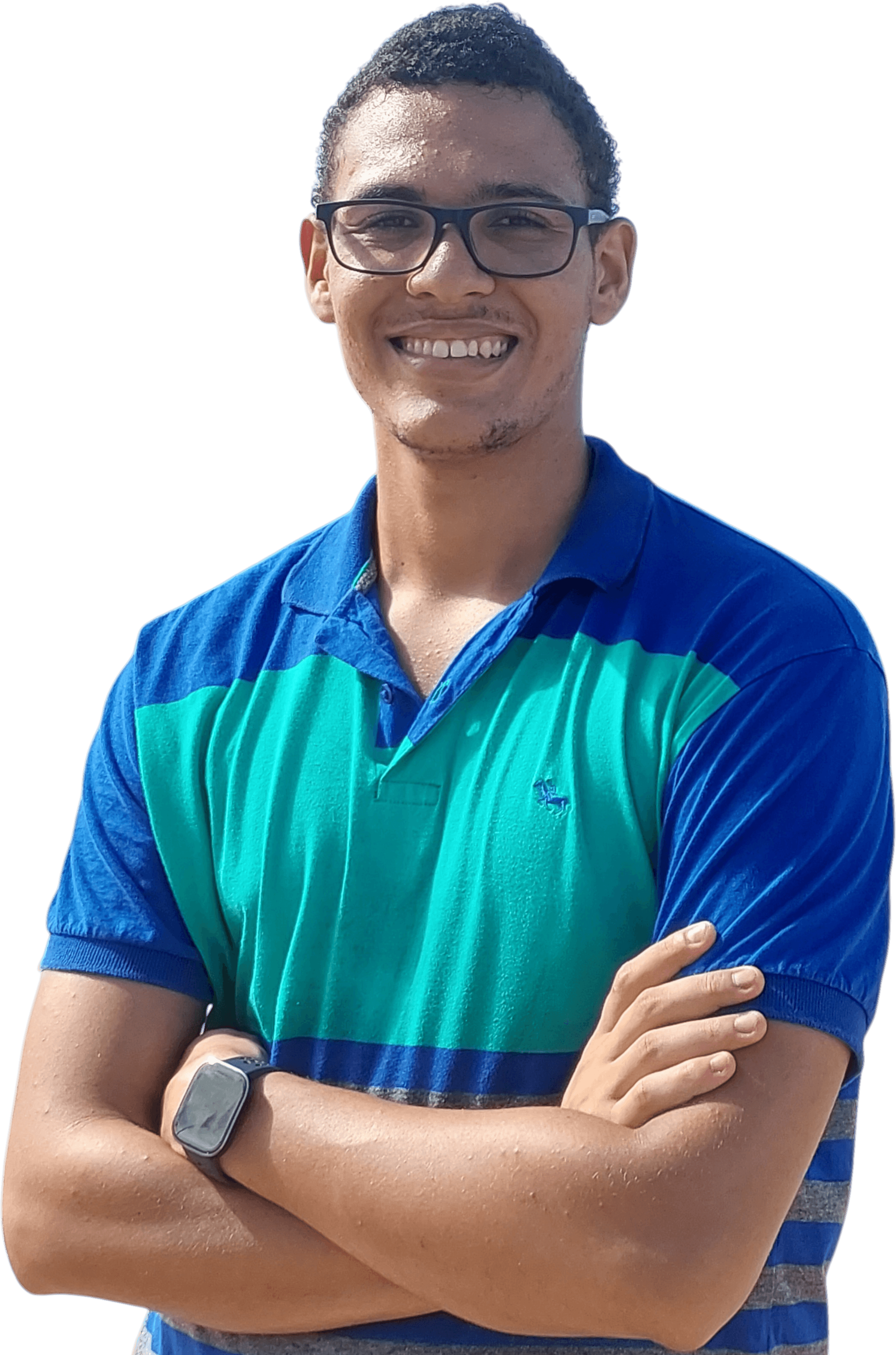 Foto pessoal com pose de braços cruzados